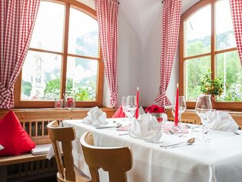 4 Relaxtage mit Therme & Verwöhnmenü