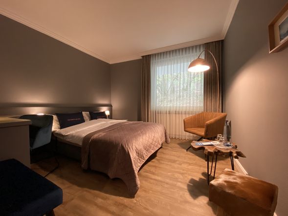 Kleines Doppelzimmer "Harz Klassik+" zur ruhigen Waldseite gelegen