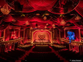 Moulin Rouge Musical mit Hotel
