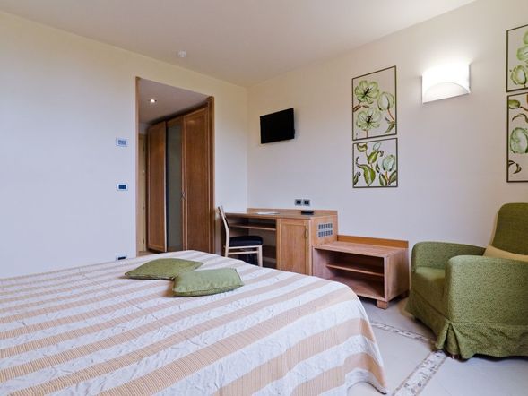 Castellaro Golf Resort