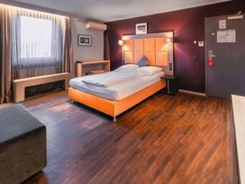 2 Tage mit Frühstück im Cult Hotel Frankfurt City