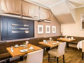 2 Tage Kurzurlaub mit Frühstück im Garner Hotel Friedrichshafen by IHG