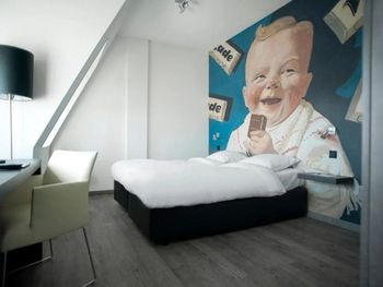 Bild 8 von 15
