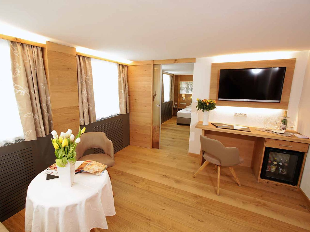 2-Raum Zimmer mit Balkon oder in Paterre