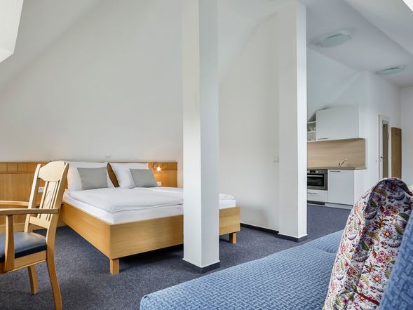 Studio-Apartement (mit Pantry Küche)