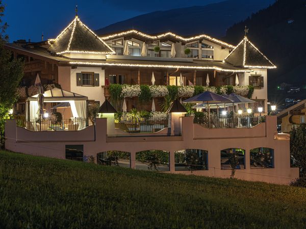 Tirol. Zillertal. Alpenblick. 6 Tage reinster Urlaub in Schwendau inkl. Halbpension