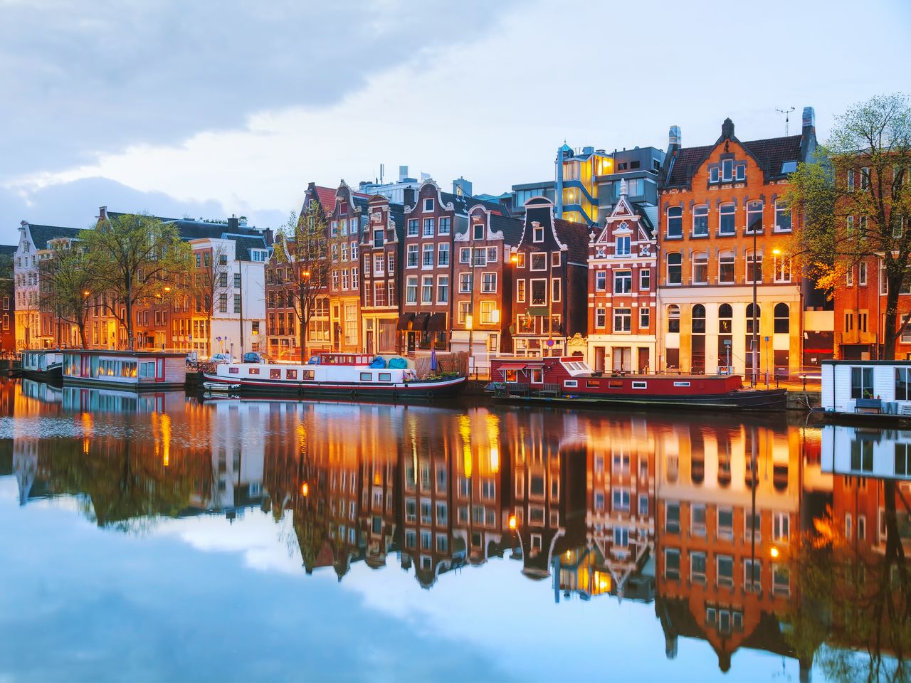 6 Tage in Amsterdam direkt am Wasser