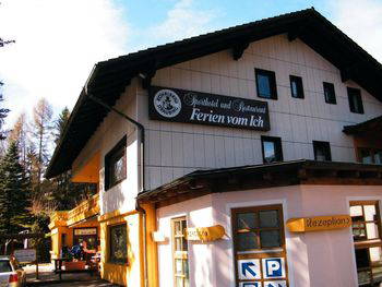 Wein, Wellness und Genuss / Gaumenschmaus & Saunaduft