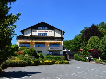 Pfingsten im Natur & Wander Hotel Gassbachtal