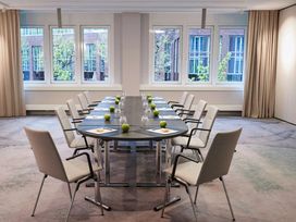 Hansestadt erkunden im Steigenberger Hotel Hamburg