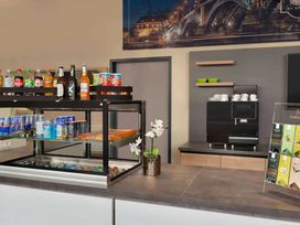 2 Tage Kurzurlaub mit Frühstück im Super 8 by Wyndham Mainz Zollhafen