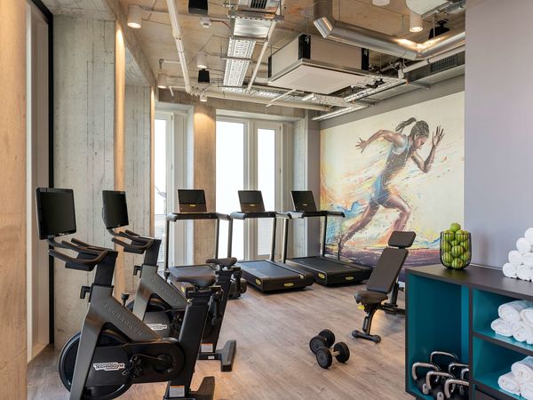 Kunstvolles Boutique-Hotel in Frankfurt - 5 Tage in Frankfurt am Main Frühstück