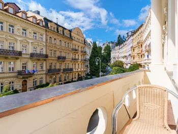 Wellnesszeit in Karlsbad mit Massage & Stadtführung