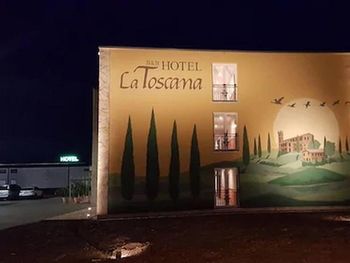 2 Tage Kurzurlaub mit Frühstück im Hotel La Toscana