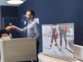 2 Tage mit Frühstück im Holiday Inn Express Wiesbaden