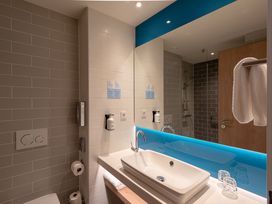 2 Tage mit Frühstück im Holiday Inn Express Munich