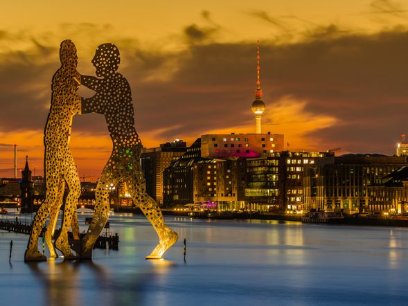 4 Tage in der Hauptstadt verbringen mit Frühstück