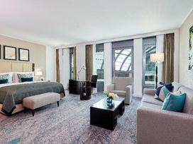 Hallo Düsseldorf! 2 Tage im Hotel Kö59