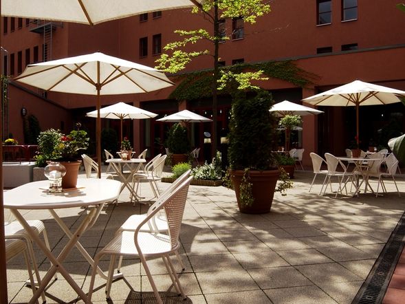 TRYP by Wyndham Halle