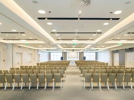 2 Tage im NH Danube City mit Frühstück