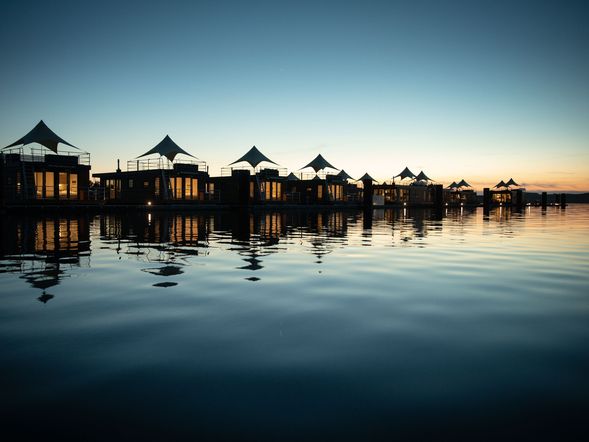 Floating Village Brombachsee Eco Lodges
