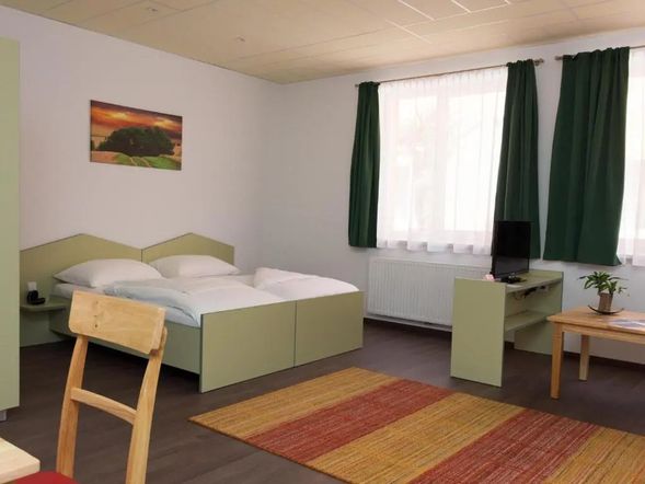 Winrooms Seminar Hotel and Apartments