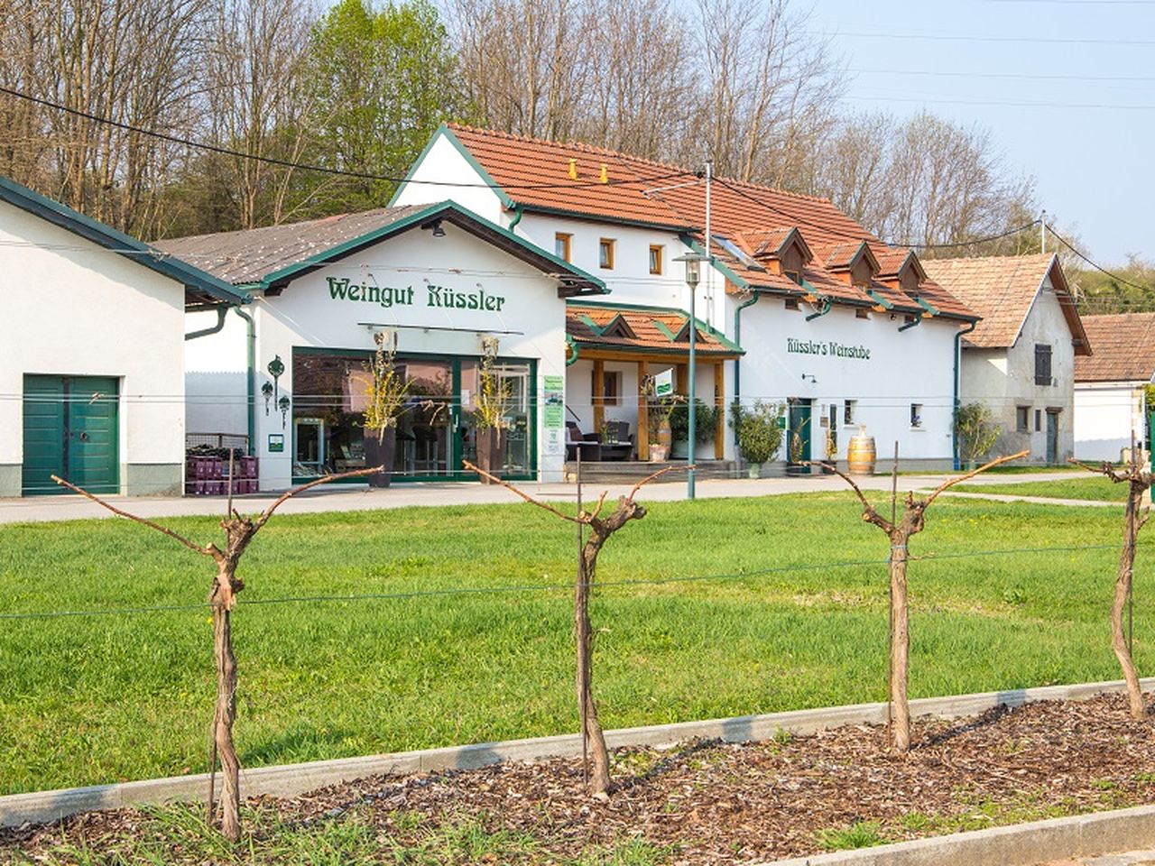 Romantische Weinreise zum Winzerhof