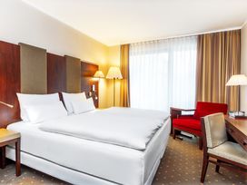 2 Tage Kurzurlaub mit Frühstück im NH Budapest City