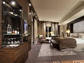 2 Tage Luxus im Herzen von Frankfurt 