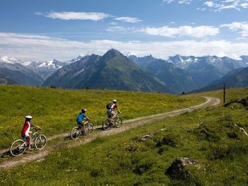 Sommer, Sonne, Alpenluft in ruhiger Lage - 5 Nächte