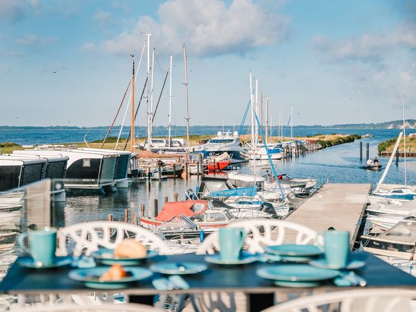 Wohlfühlurlaub und Natur. 4 Tage Rügen genießen in Sagard OT Martinshafen, Mecklenburg-Vorpommern inkl. Frühstück