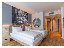 9 Tage im Hotel Roomz Vienna Prater mit Frühstück
