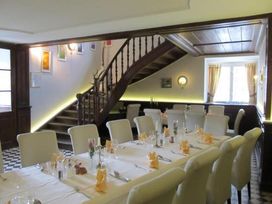 Wohnen im Schloss Halbturn - 3 Tage mit HP