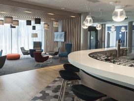 2 Tage mit Frühstück im Holiday Inn Express Wiesbaden