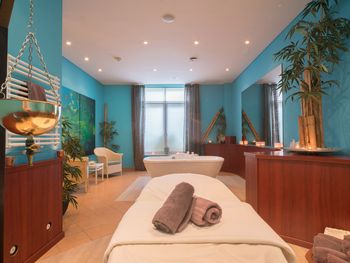 Relaxtage mit Wellness, Massage & Verwöhnmenü