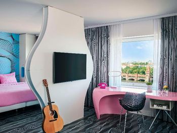 Stylisch übernachten im nhow Hotel Berlin - 2 Tage