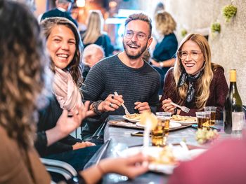 BLINDED BY DELIGHT Grand Show im Friedrichstadt-Palast