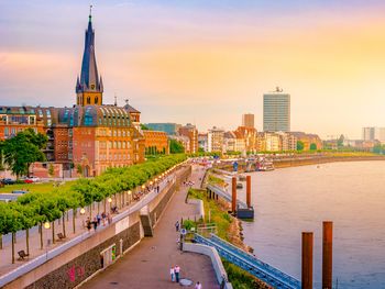 2 Tage Kurzurlaub mit Frühstück im B&B Hotel Dusseldorf-Airport