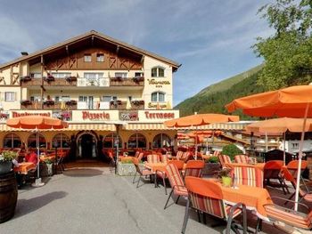 4 Tage Alpenluft im Schweizer Samnaun Dorf