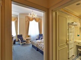 Traditioneller Kuraufenthalt im Grandhotel