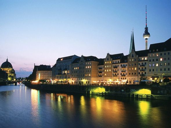 4 Tage Kurzurlaub mit Frühstück im Numa Berlin Friedrichshain