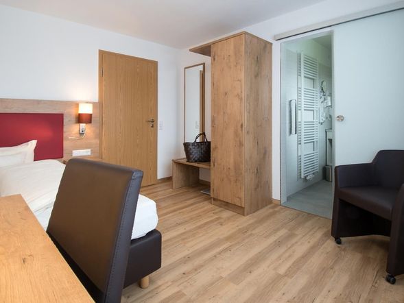 Economy Plus Einzelzimmer - Nebenhaus