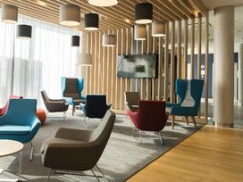 2 Tage mit Frühstück im Holiday Inn Express Wiesbaden