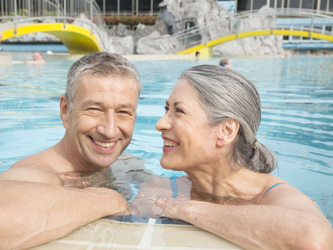 Karibische Wassertemperaturen - Therme plus Massage