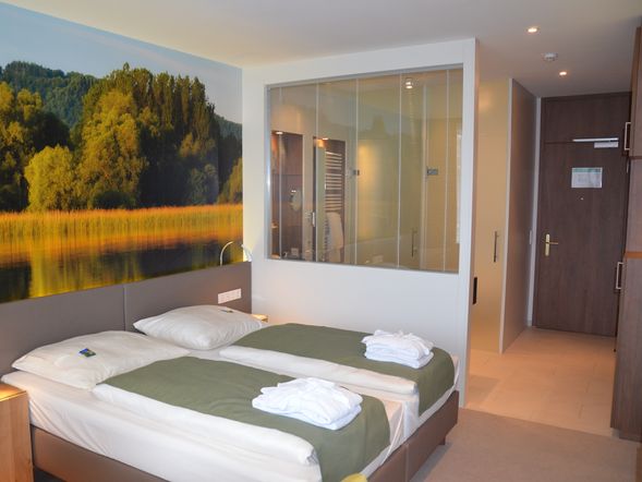 Doppelzimmer Komfort mit Seesicht / seitliche Seesicht