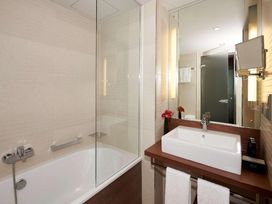 4 Tage Kurzurlaub mit Frühstück im Melia Düsseldorf