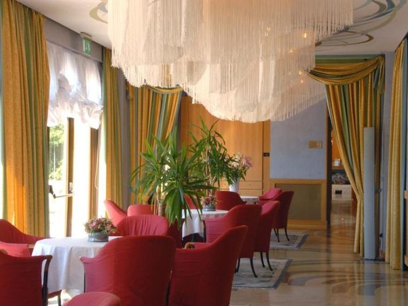 Grand Hotel Astoria