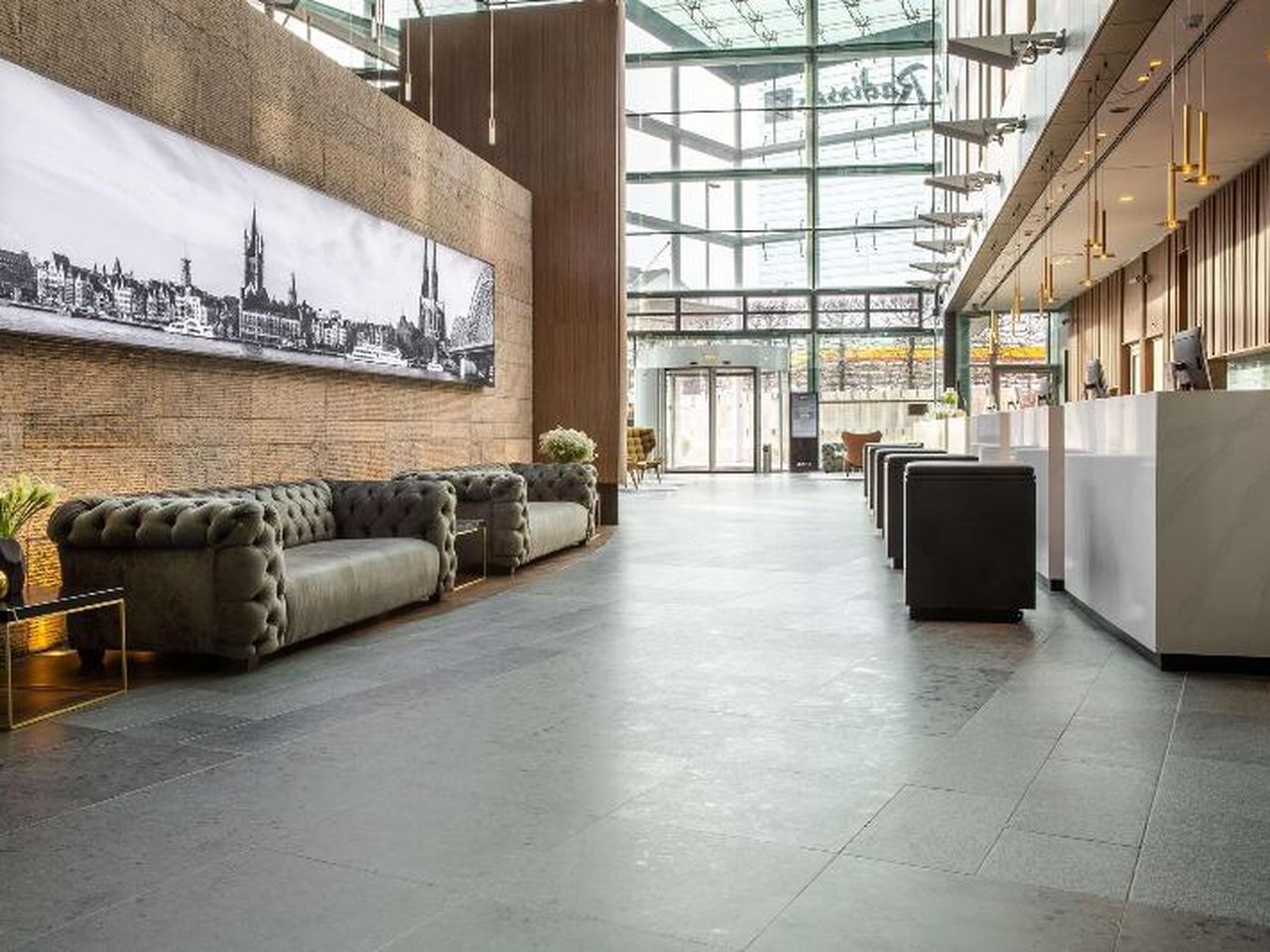 4 Tage im Radisson Blu Hotel Cologne 