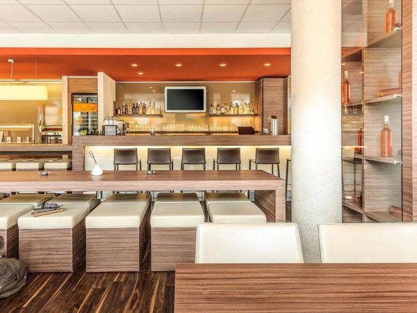 5 Tage Urlaub mit Frühstück im Hotel ibis Friedrichshafen Airport Messe Hotel ibis Friedrichshafen Airport Messe, Baden-Württemberg inkl. Frühstück