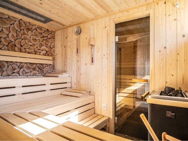7 Tage Kurz mal Weg zwischen Meer & Natur inkl. Saunahütte & Privatstrand in Lobbe (Rügen), Mecklenburg-Vorpommern
